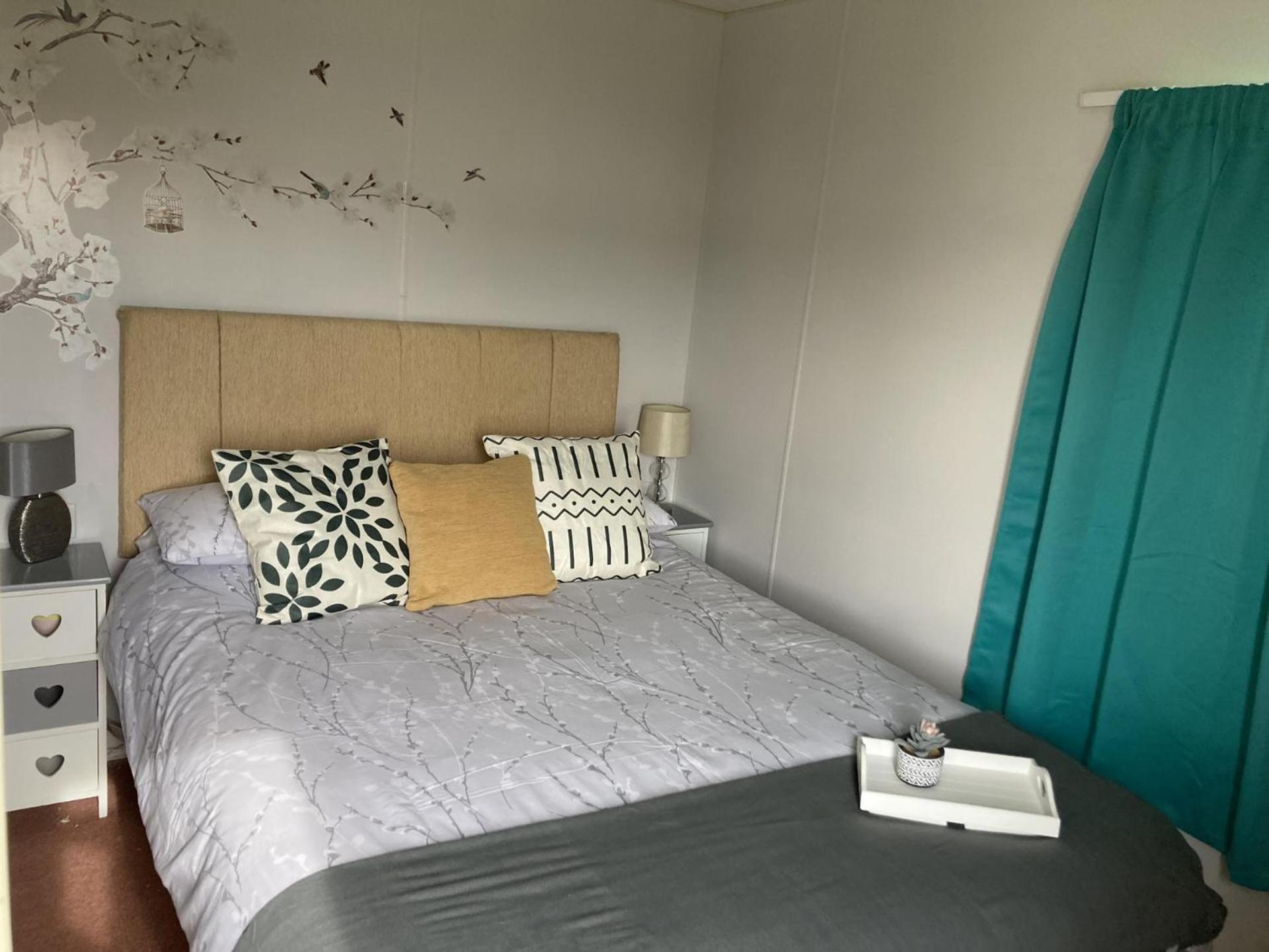 Pet Friendly On Golden Palm *