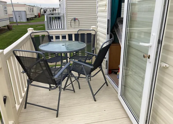 Pet Friendly Holiday Home On Golden Palm Skegness