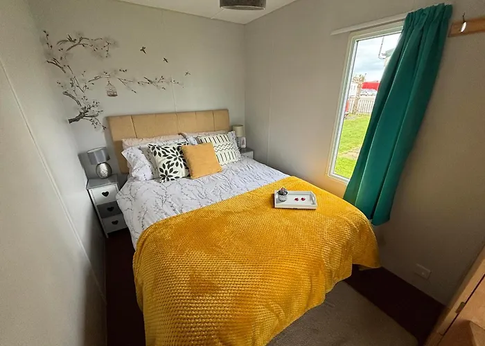 Pet Friendly Holiday Home On Golden Palm Skegness