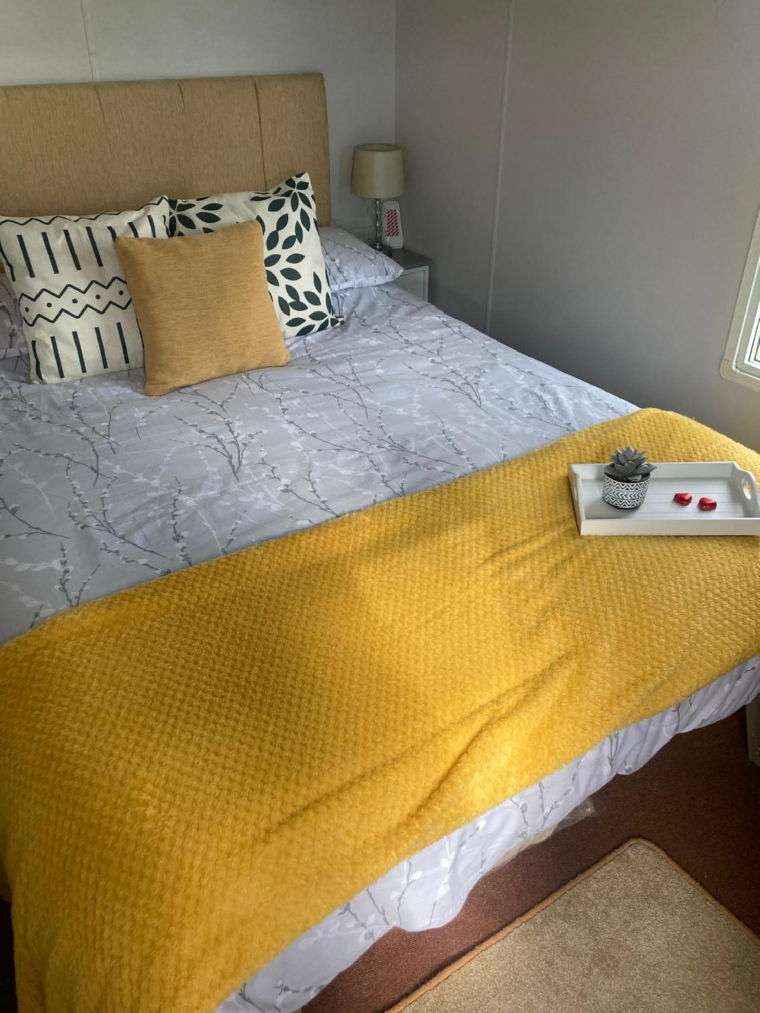 Pet Friendly On Golden Palm Holiday home *
